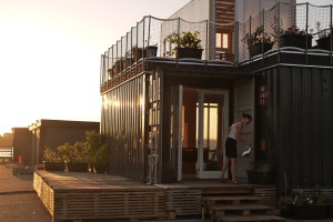 outside3